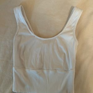 ILLA ILLA White tank crop top going out top